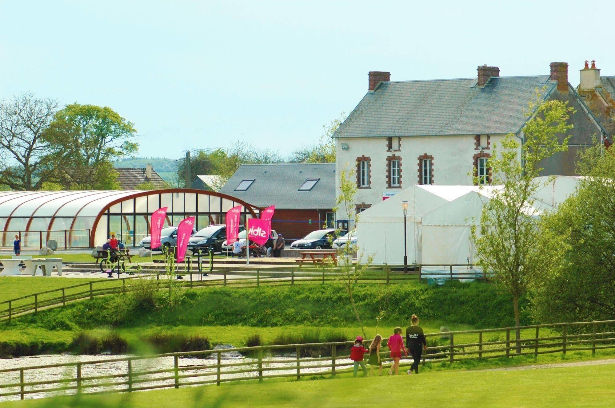 Camping Officiel Siblu Domaine De Litteau 외부 사진